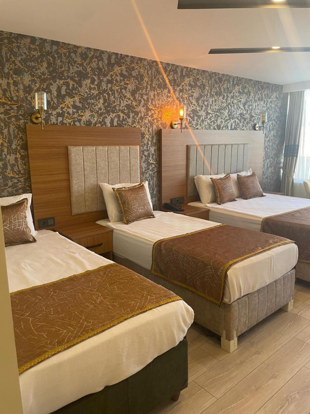 Golden Lux Hotel Antalia Esterno foto